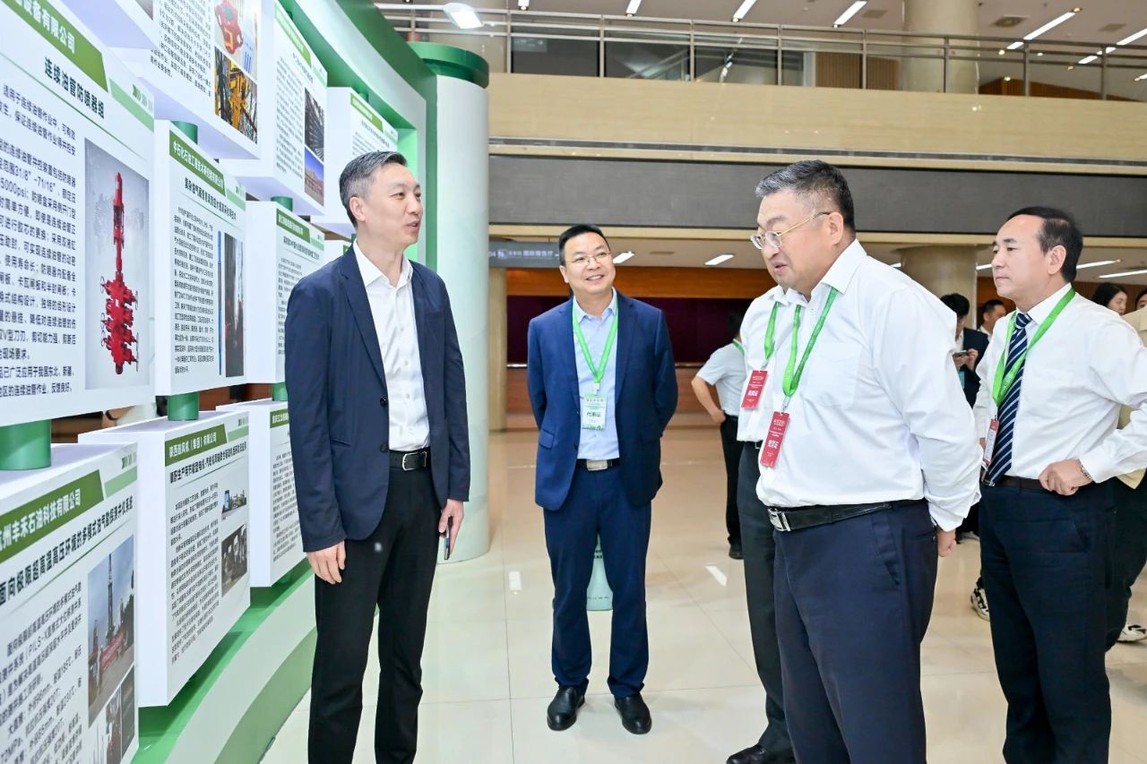 勇挑創(chuàng)新重擔，發(fā)展新質(zhì)生產(chǎn)力——神開參加第三屆石油石化裝備產(chǎn)業(yè)科技大會(圖4)